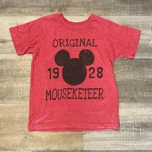 DISNEY boys T-shirt